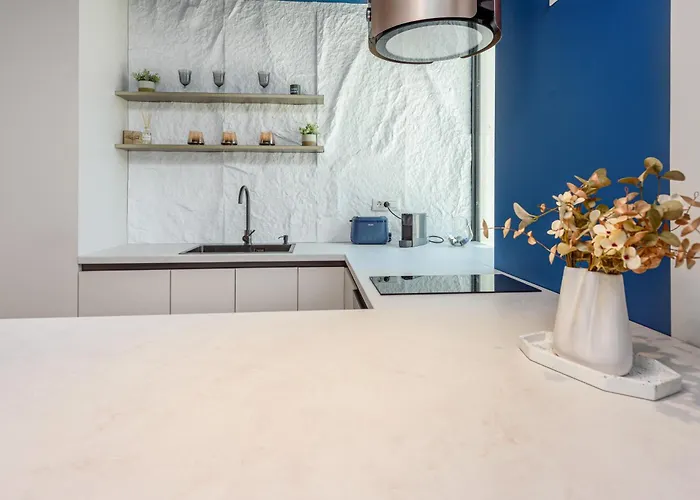 Midnight Blue - Vogh